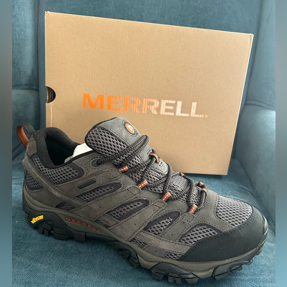 Men’s Merrill MOAB 2 Waterproof Trail Shoe, Size 11, NEW in Box, Style J06029